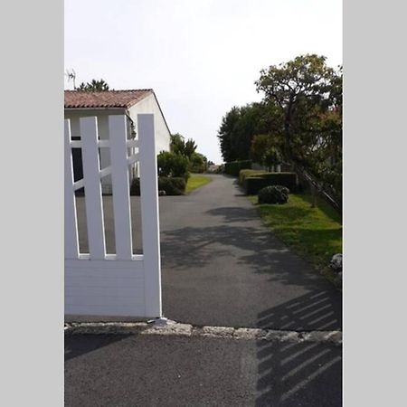 Le Logis De Chantal En Pays Royannais Arvert Exterior photo